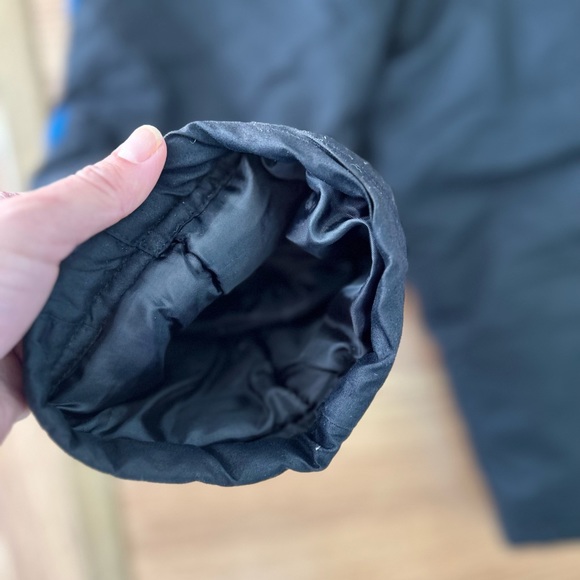 Boys kids black blue ski pants (free beanie) size 4 5 athletic snozu GUC… - Picture 6 of 7